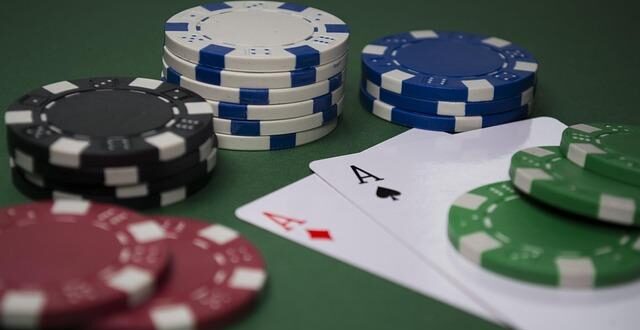 L’Asse Intestino-Cervello: La Conversazione Segreta tra Pancia e Mente